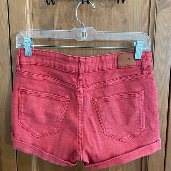 BDG Mid Rise Alexa 5 Pocket Shortie Red 28W - Picture 2 of 5
